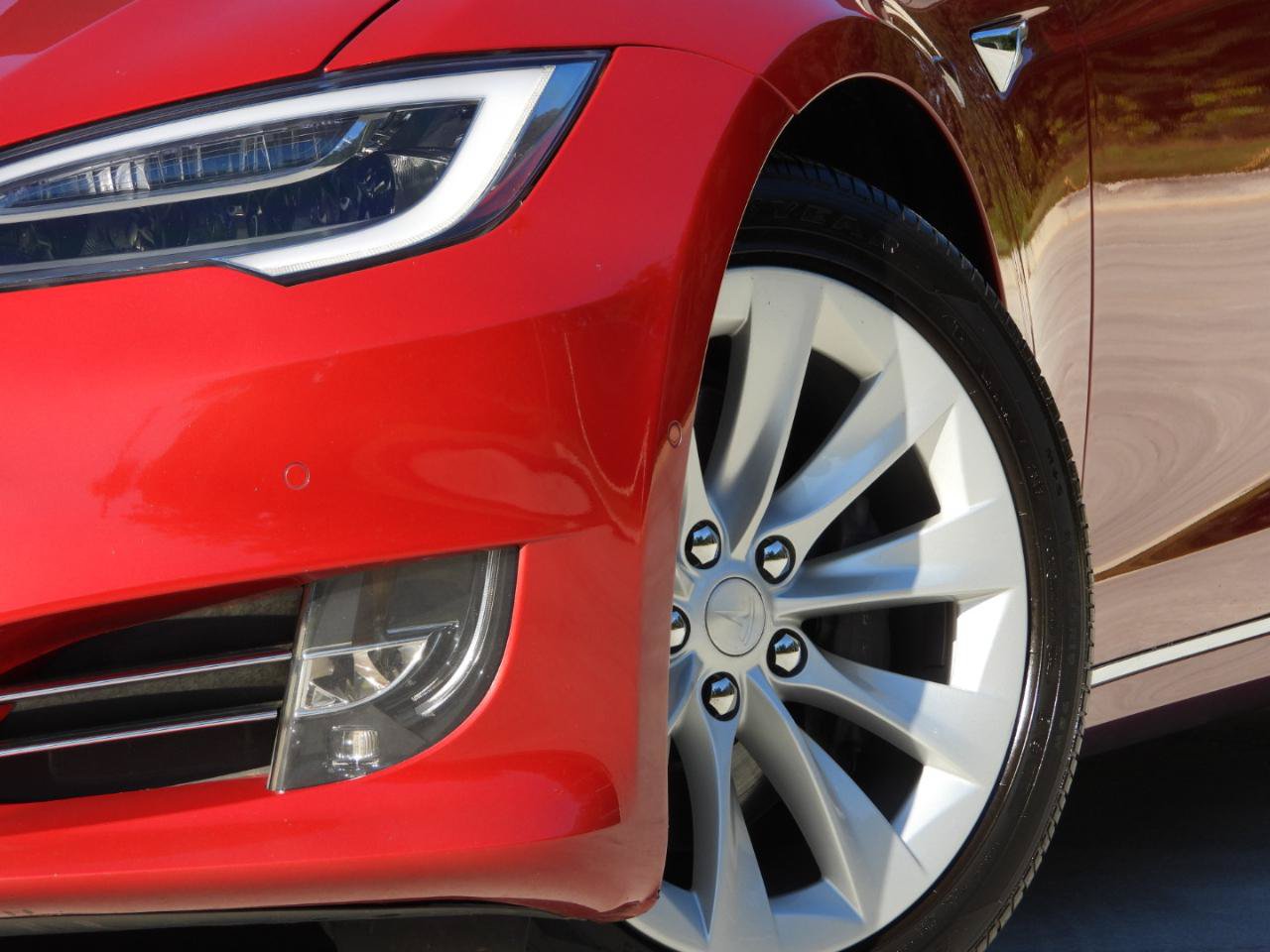 Used 2018 Tesla Model S 100D AWD/4WD image 5