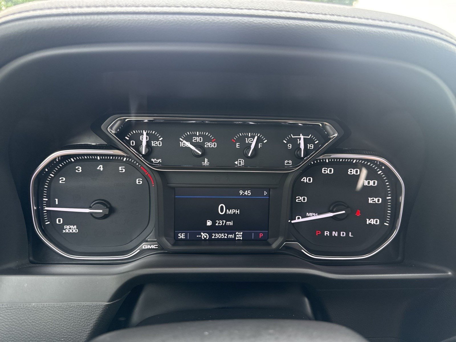 Used 2022 GMC Sierra 1500 SLT w/ SLT Premium Package AWD/4WD image 17