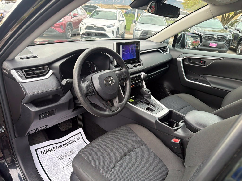 Used 2025 Toyota RAV4 LE AWD/4WD image 25