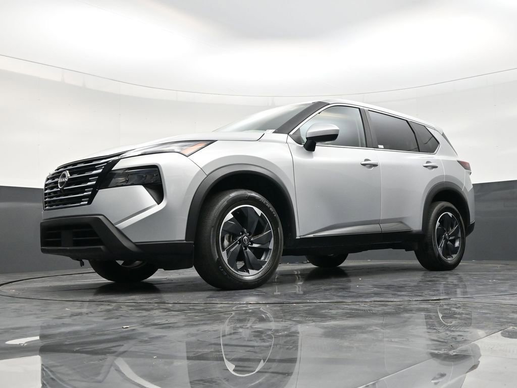 Used 2024 Nissan Rogue SV image 21