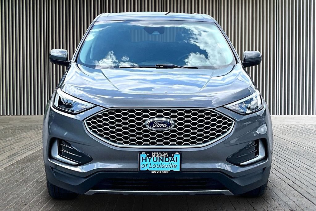 Used 2023 Ford Edge SEL AWD/4WD image 4