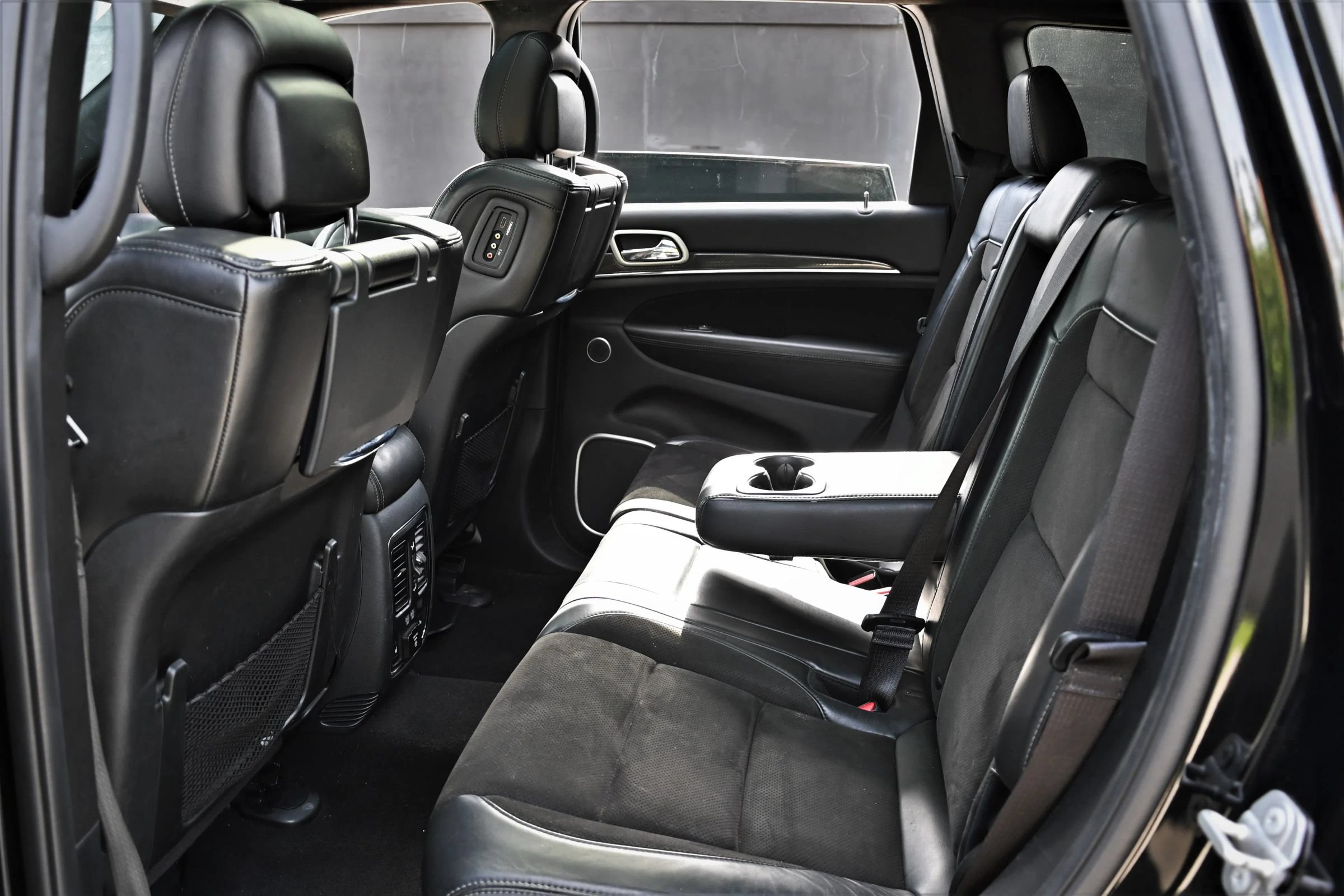Used 2020 Jeep Grand Cherokee SRT AWD/4WD image 21