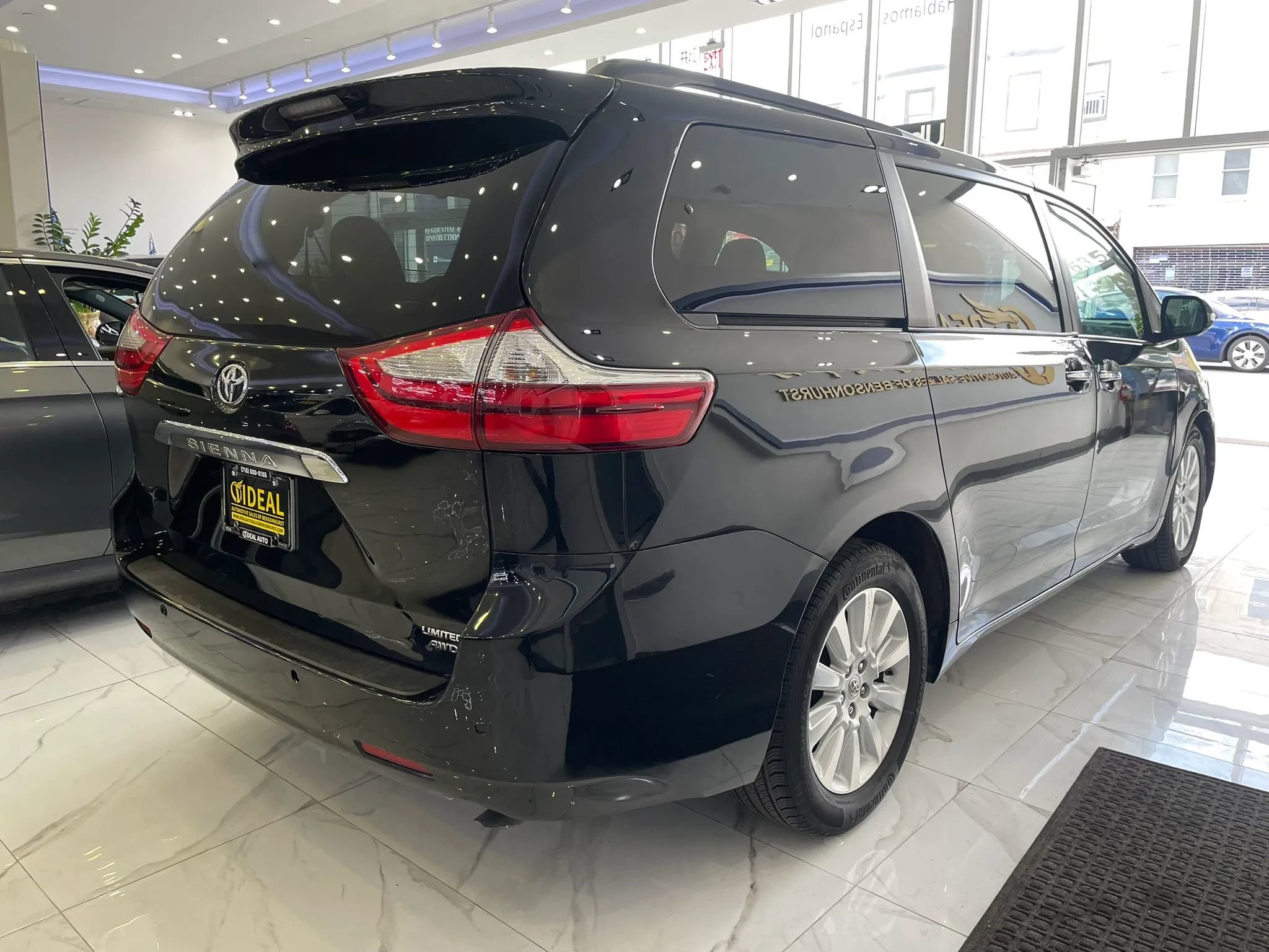 Used 2015 Toyota Sienna Limited Premium AWD/4WD image 7