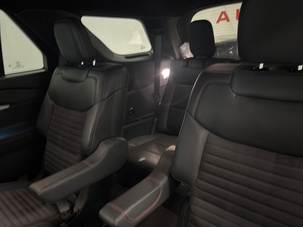 New 2026 Ford Explorer ST-Line AWD/4WD image 27