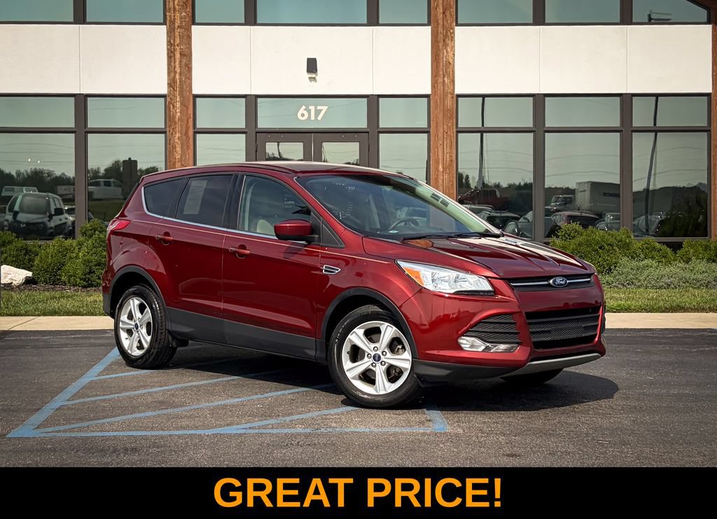 Used 2016 Ford Escape SE FWD image 1