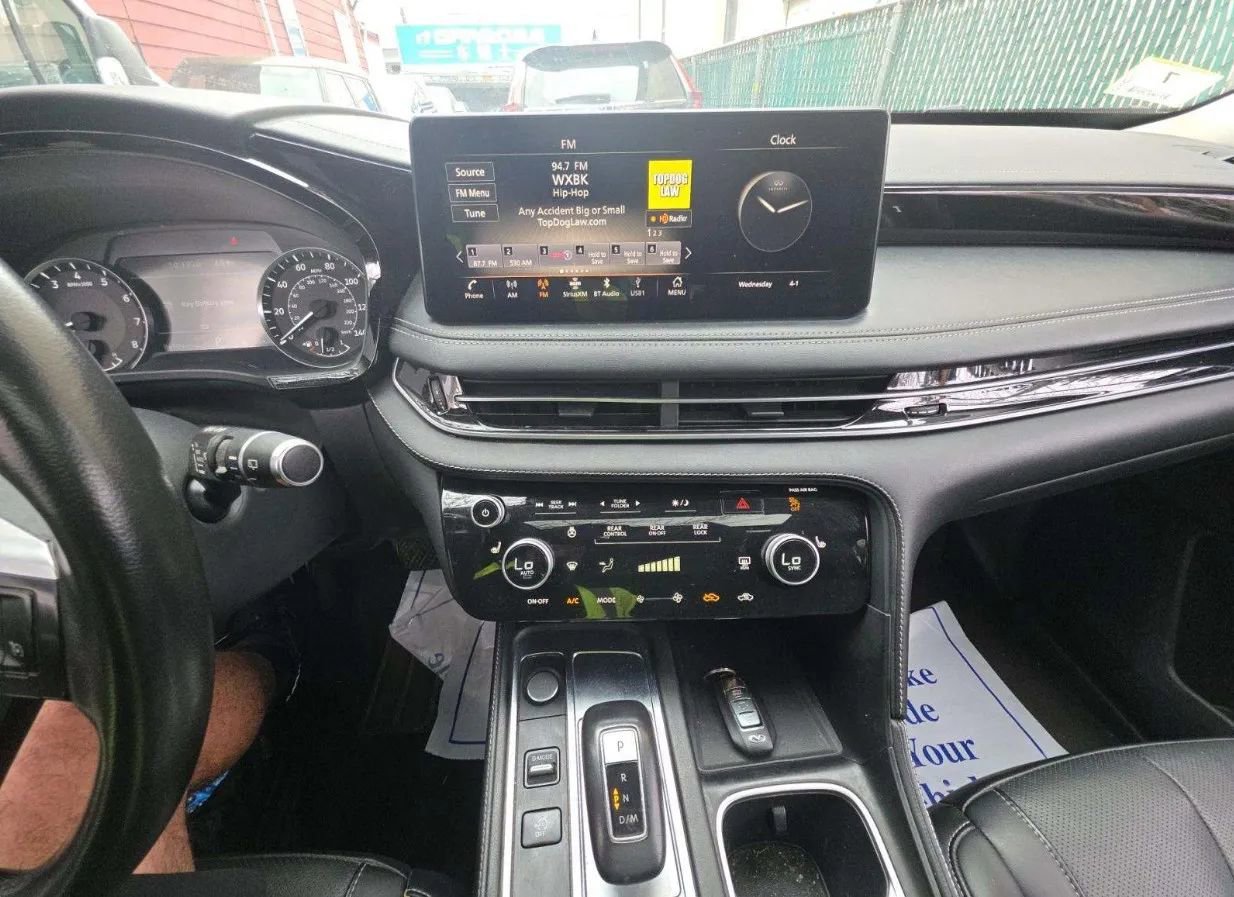 Used 2023 INFINITI QX60 Pure w/ Cargo Package image 43