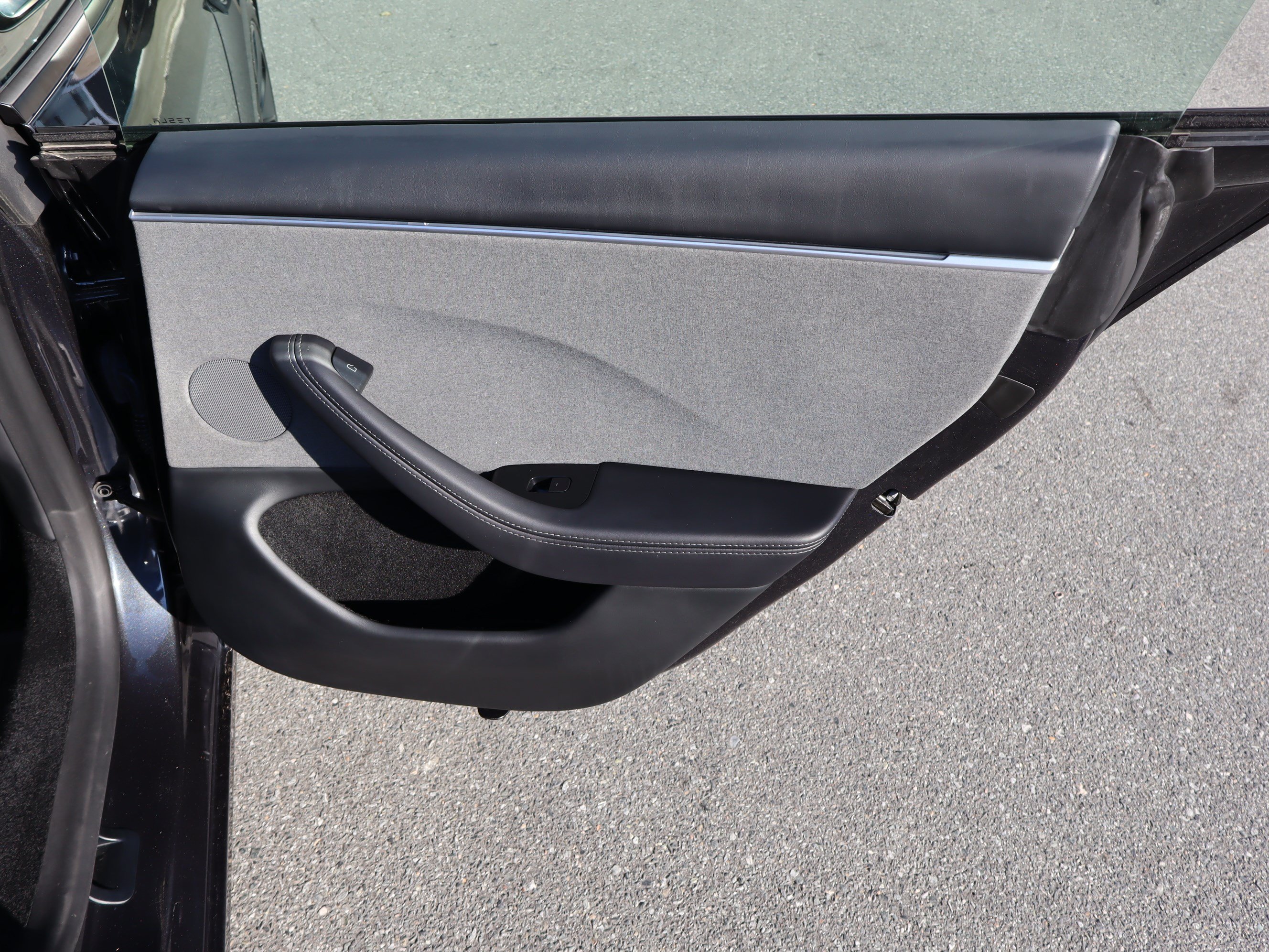 Used 2025 Tesla Model 3 Long Range RWD image 28