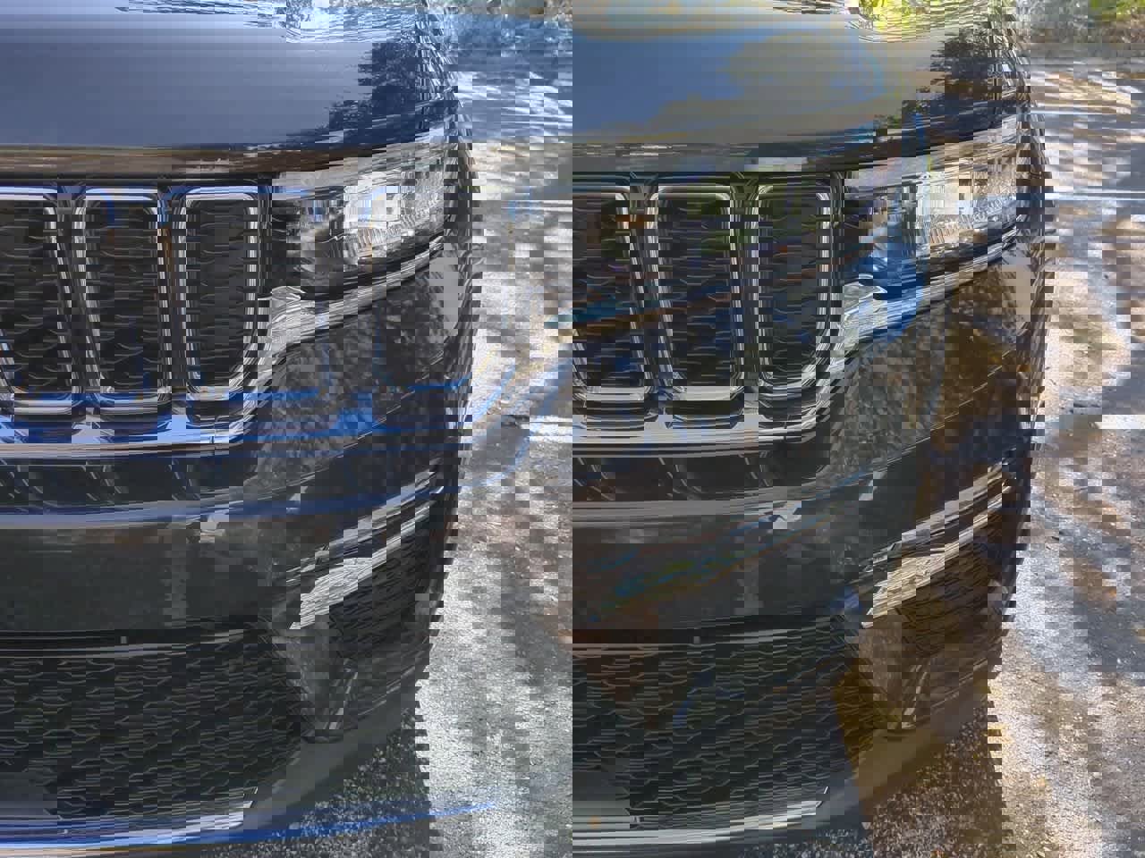 Used 2024 Jeep Grand Cherokee Limited image 11