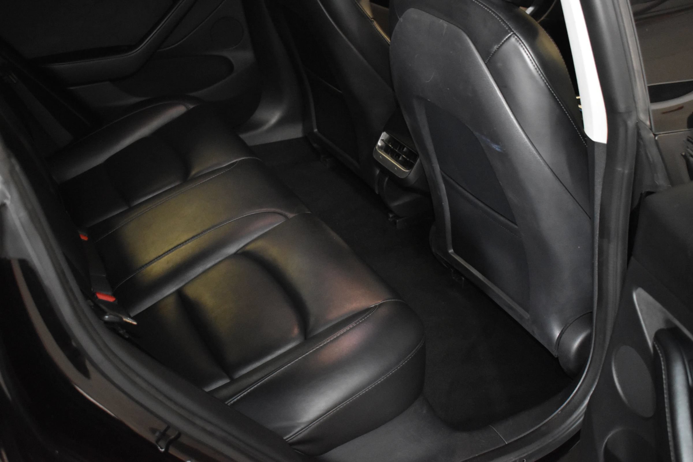 Used 2022 Tesla Model 3 RWD image 11