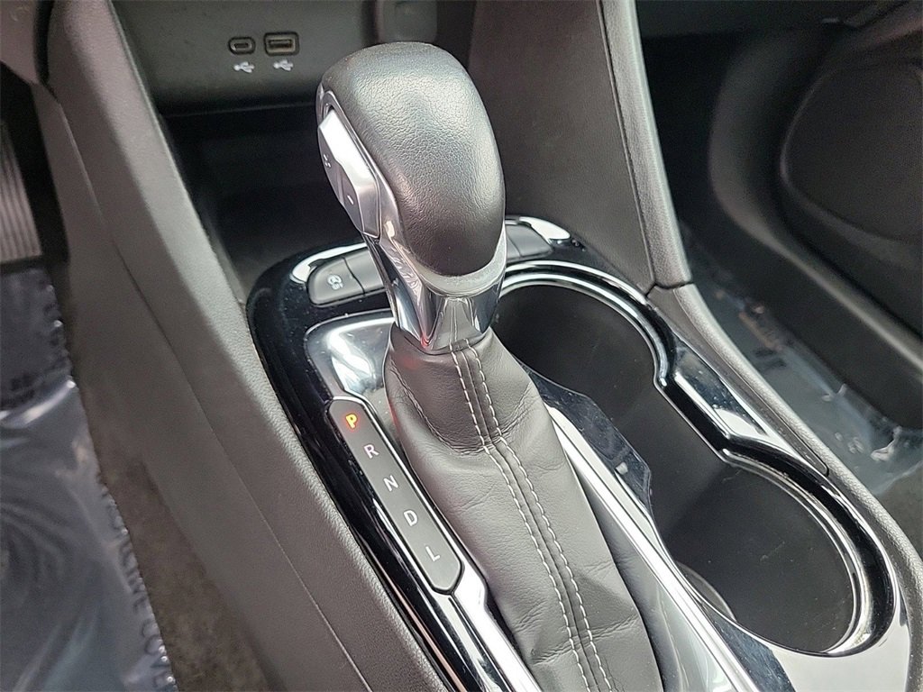 Used 2024 Buick Encore GX Sport Touring image 28