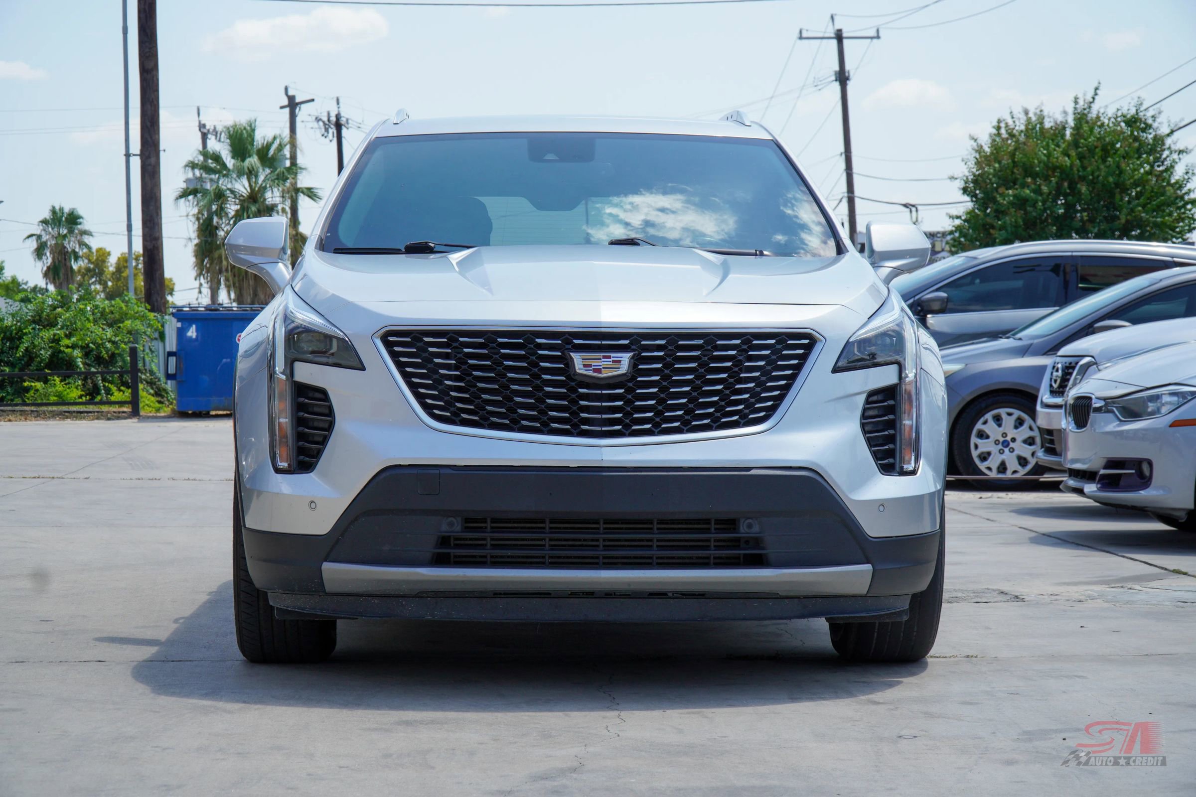 Used 2020 Cadillac XT4 Premium Luxury image 2