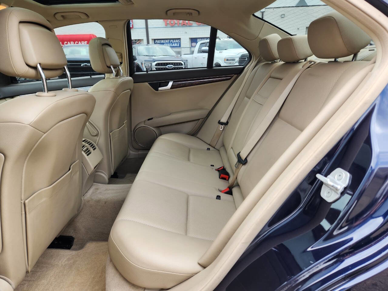 Used 2013 Mercedes-Benz C 300 4MATIC Sedan image 12