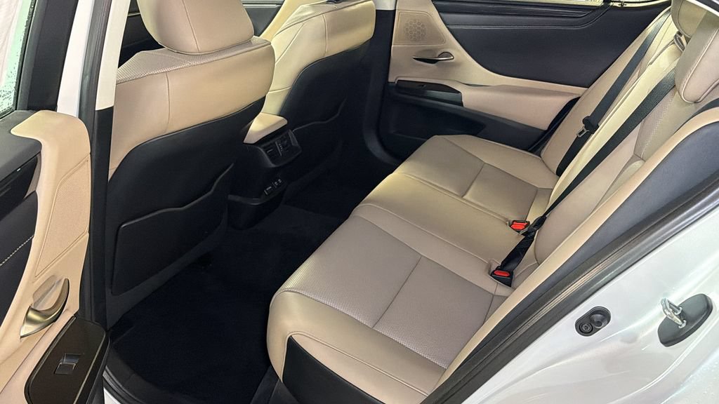 Certified 2021 Lexus ES 250 w/ Accessory Package 2 AWD/4WD image 14