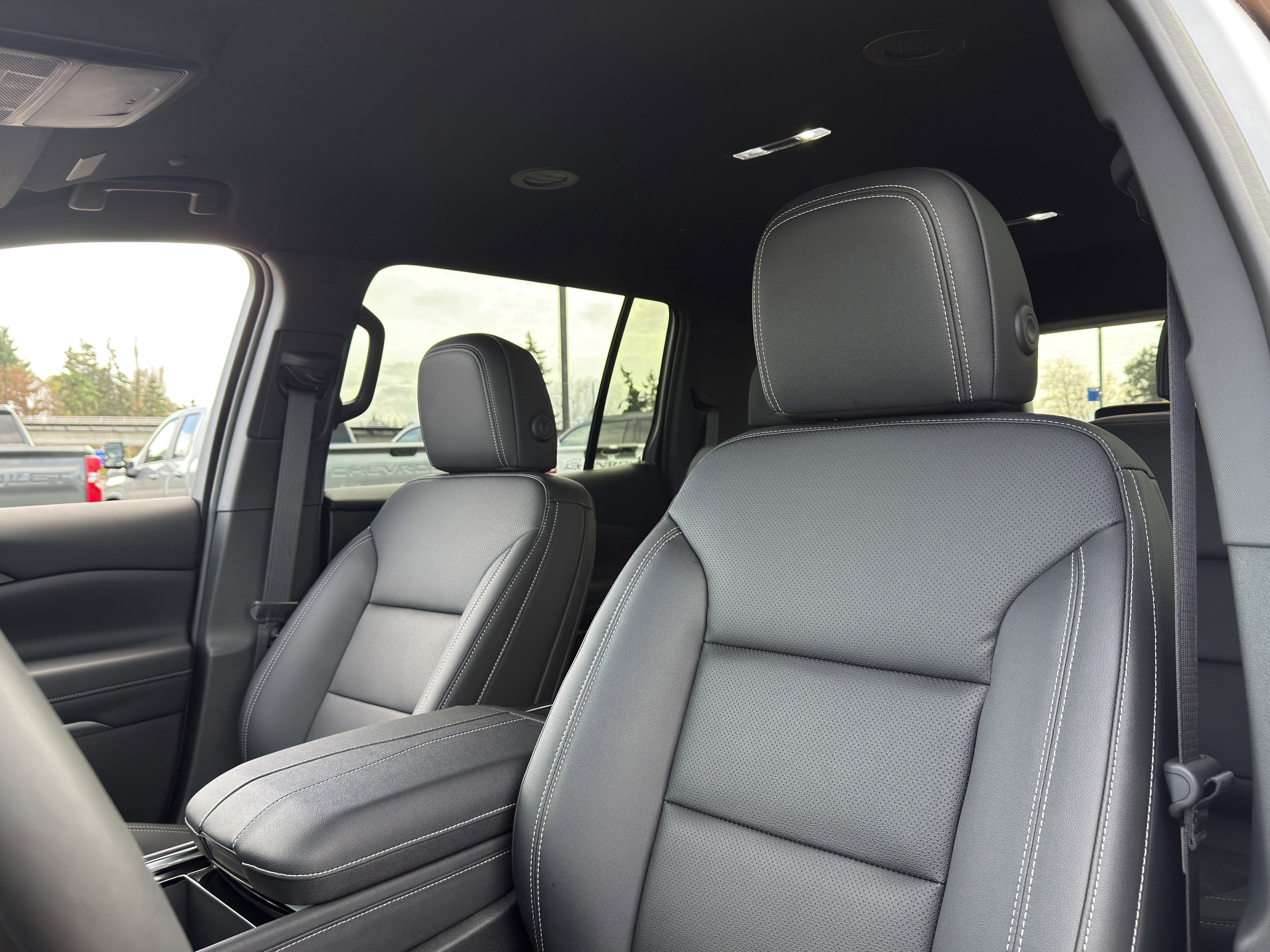 New 2026 Chevrolet Traverse LT w/ Driver Confidence Package image 10