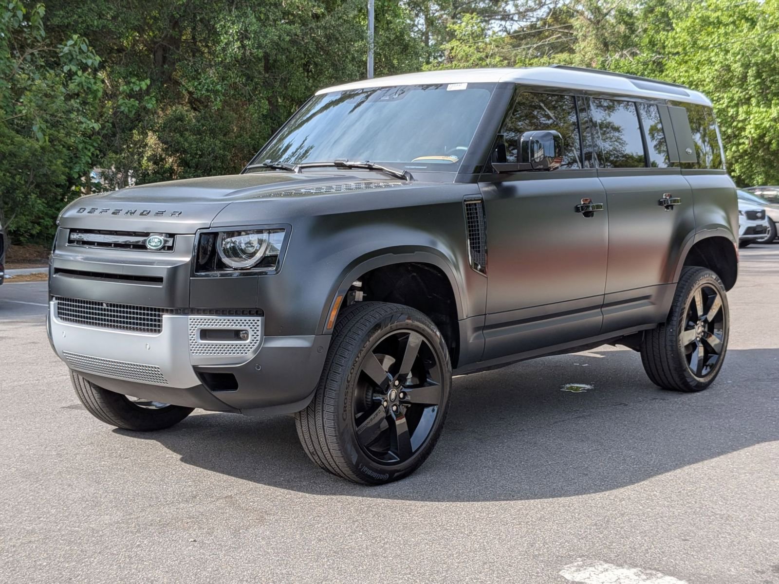Used 2024 Land Rover Defender 110 S AWD/4WD image 7