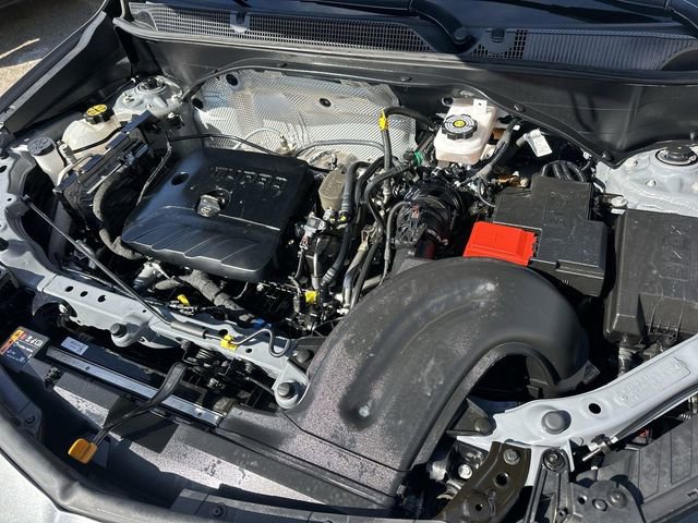 Used 2025 Buick Encore GX Sport Touring w/ Advanced Technology Package image 27