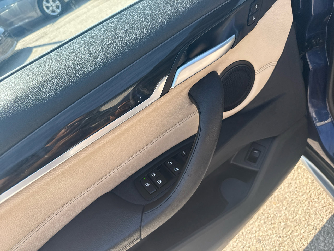 Used 2017 BMW X1 xDrive28i image 15