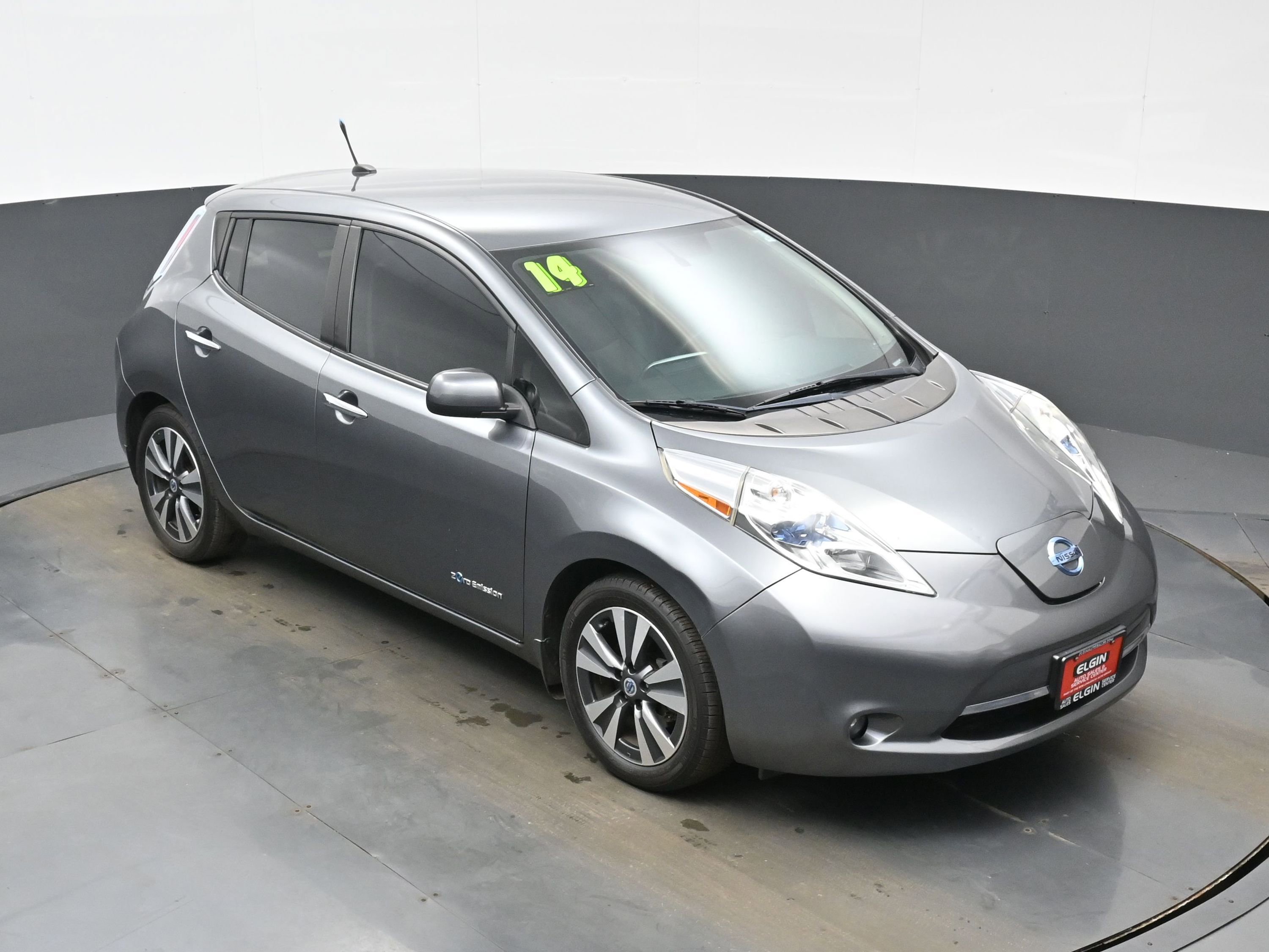 Used 2014 Nissan Leaf SL image 38