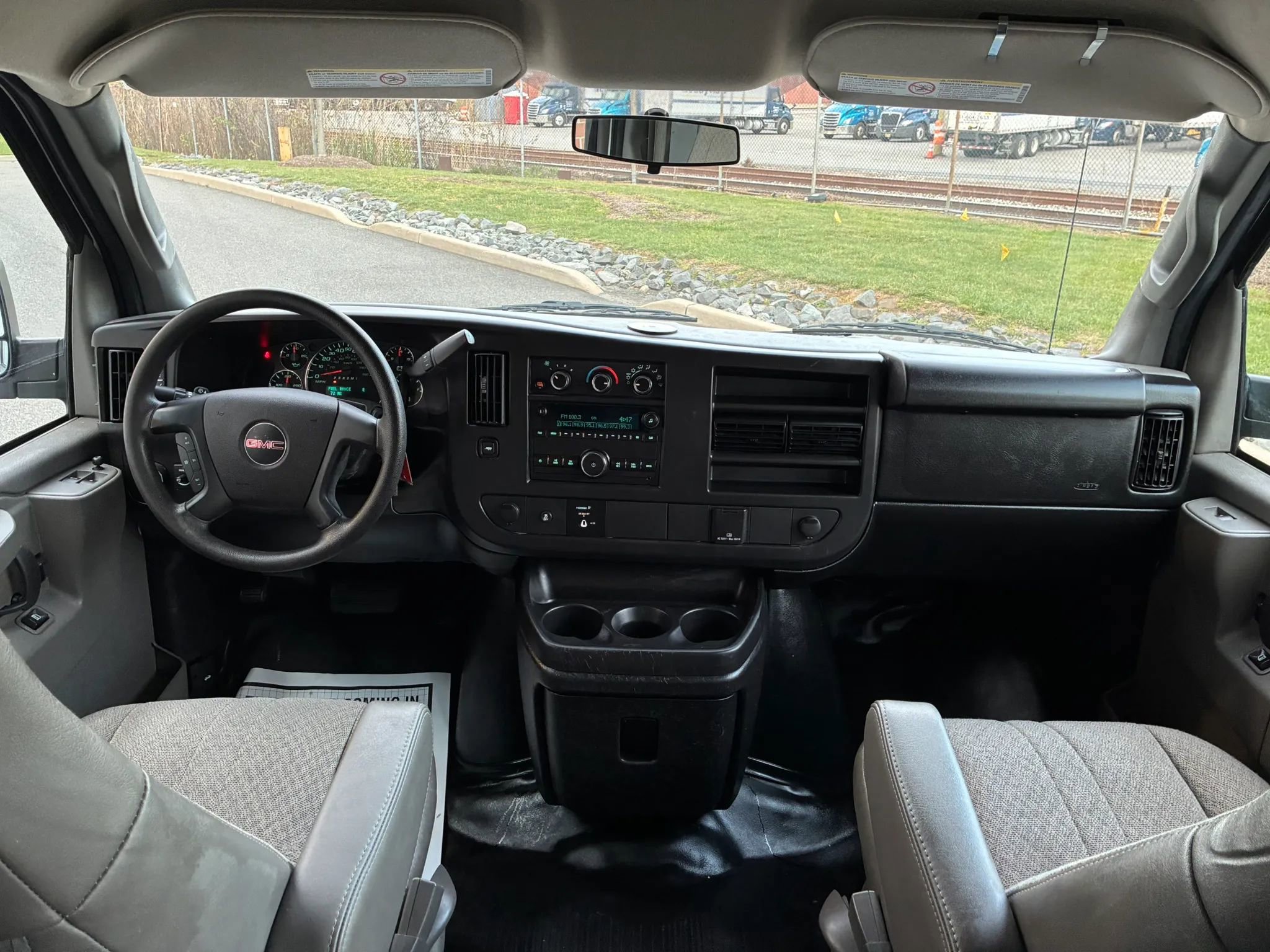 Used 2016 GMC Savana 2500 RWD image 16