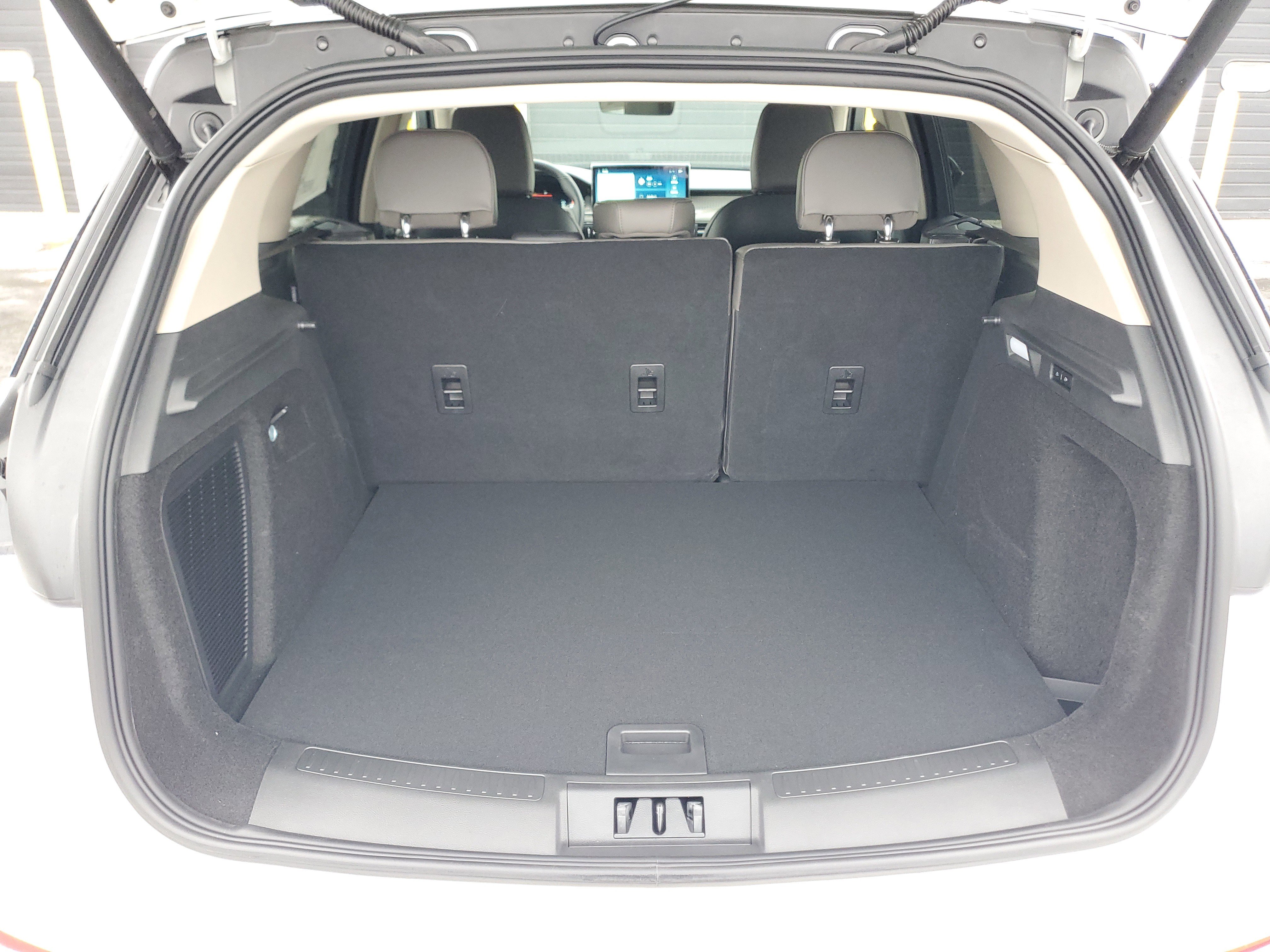 New 2026 Lincoln Corsair Premiere image 29