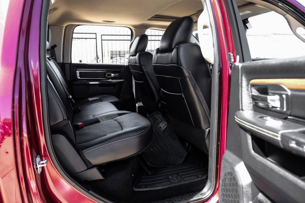 Used 2017 RAM 1500 Laramie w/ Convenience Group image 39