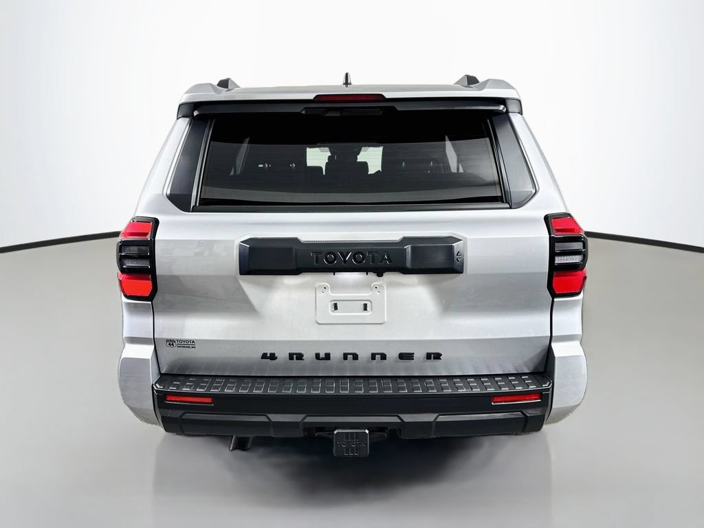 Used 2026 Toyota 4Runner SR5 AWD/4WD image 7
