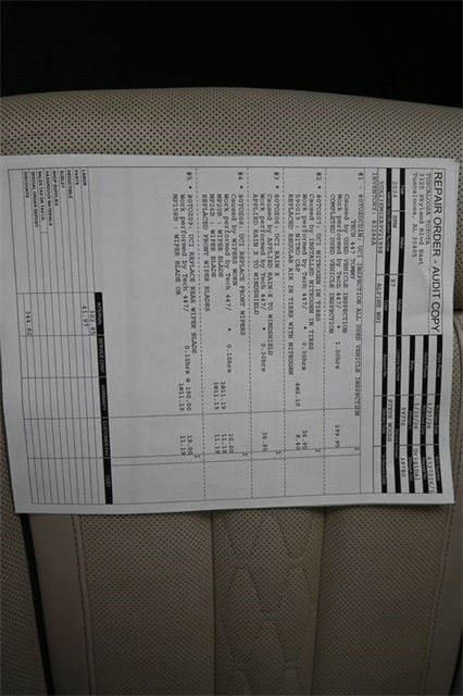 Used 2024 BMW X7 xDrive40i w/ Executive Package image 4