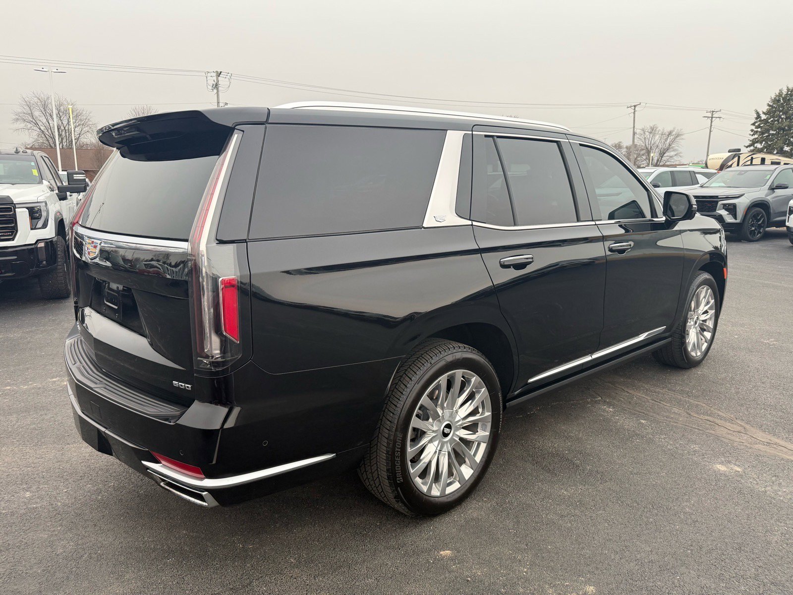 Used 2023 Cadillac Escalade Premium Luxury w/ Performance Package image 5