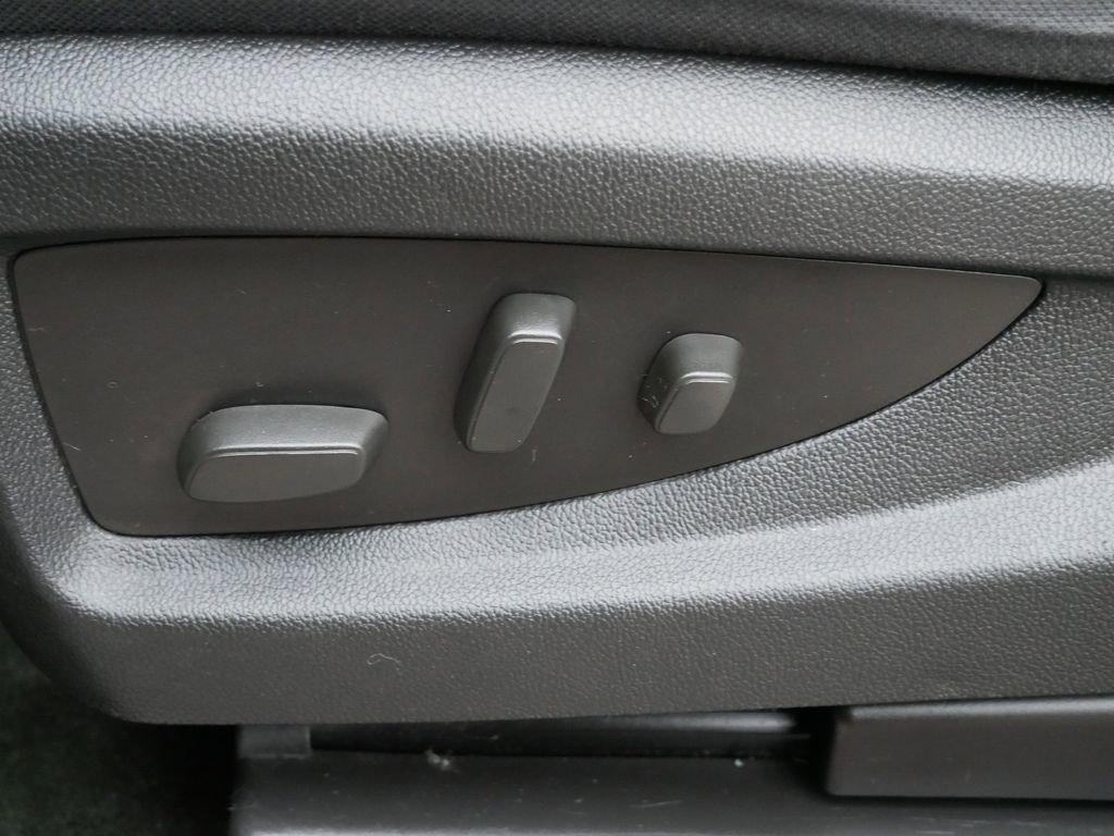 Used 2016 GMC Sierra 1500 SLE image 34