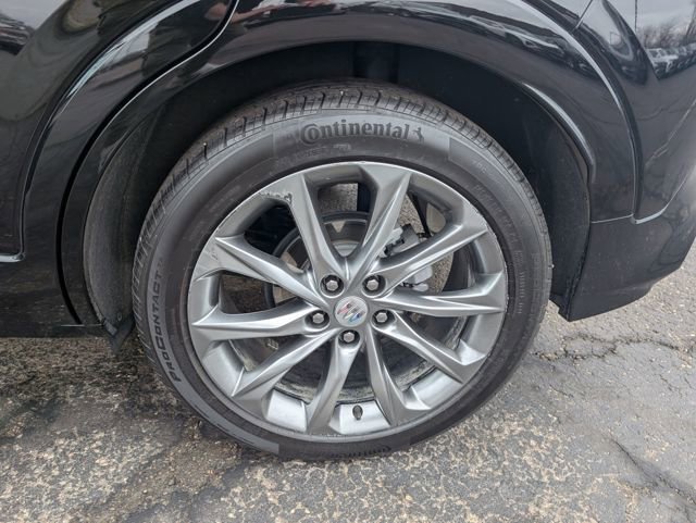 Used 2024 Buick Encore GX Avenir w/ Avenir Technology Package image 24