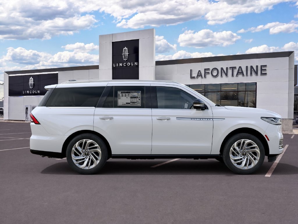 New 2027 Lincoln Navigator Reserve AWD/4WD image 5