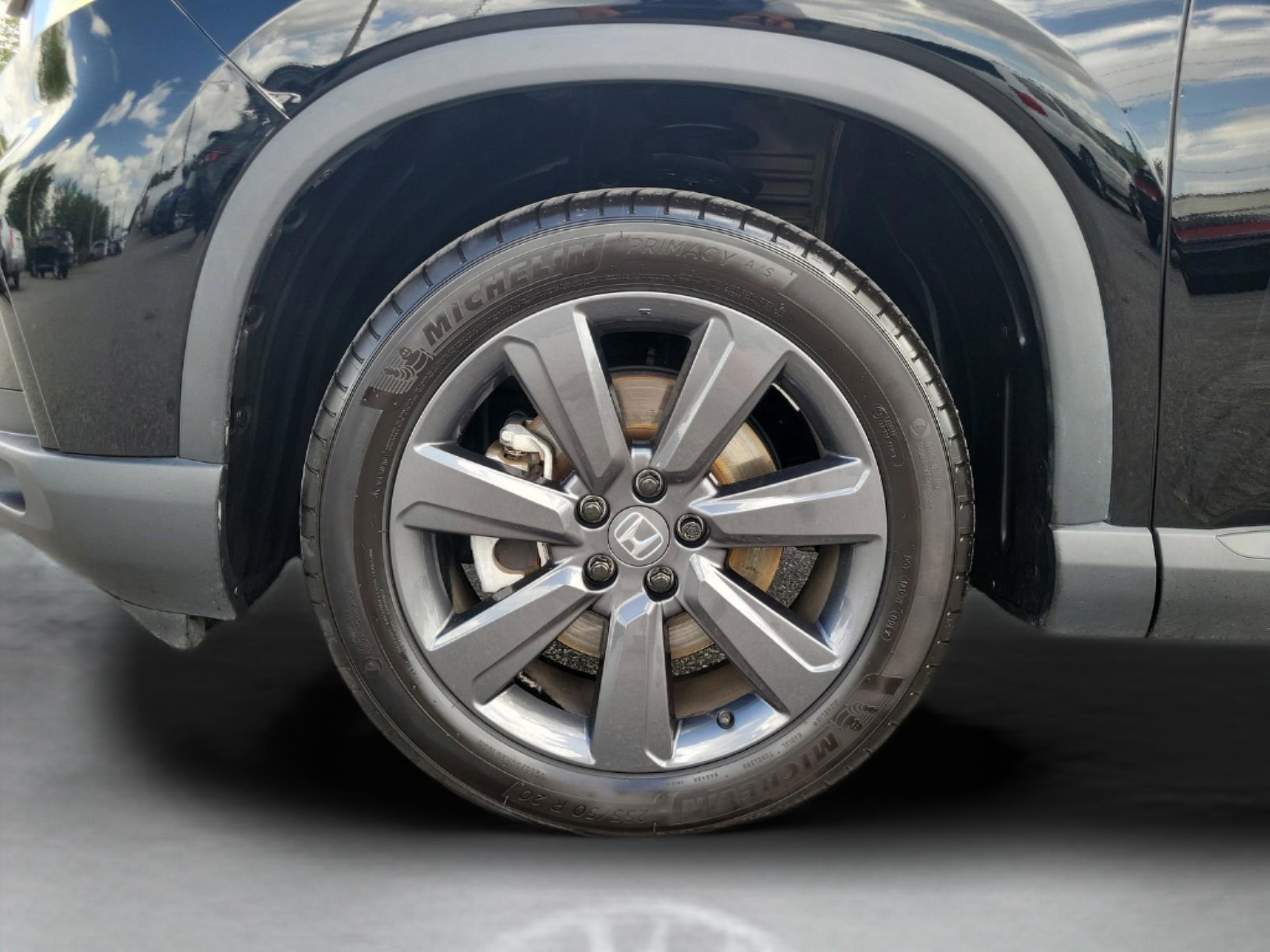 Certified 2024 Honda Pilot Sport image 26