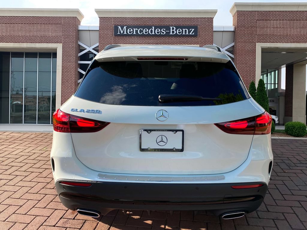 Certified 2025 Mercedes-Benz GLA 250 image 6