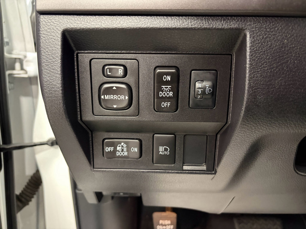 Used 2021 Toyota Tundra SR5 AWD/4WD image 16