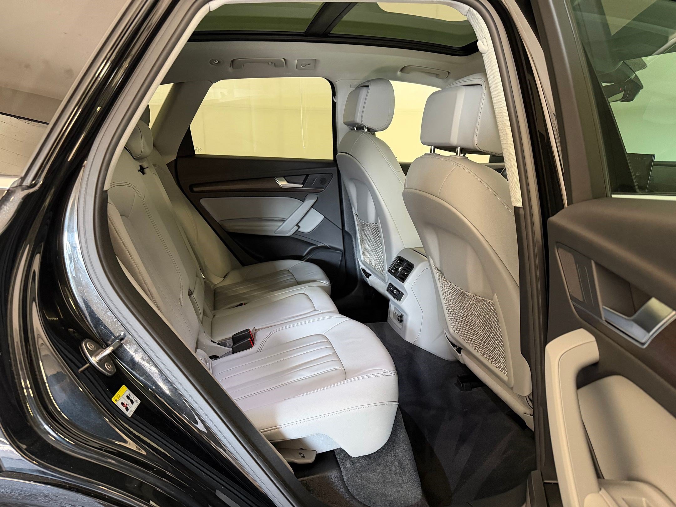 Certified 2022 Audi Q5 2.0T Premium Plus AWD/4WD image 31