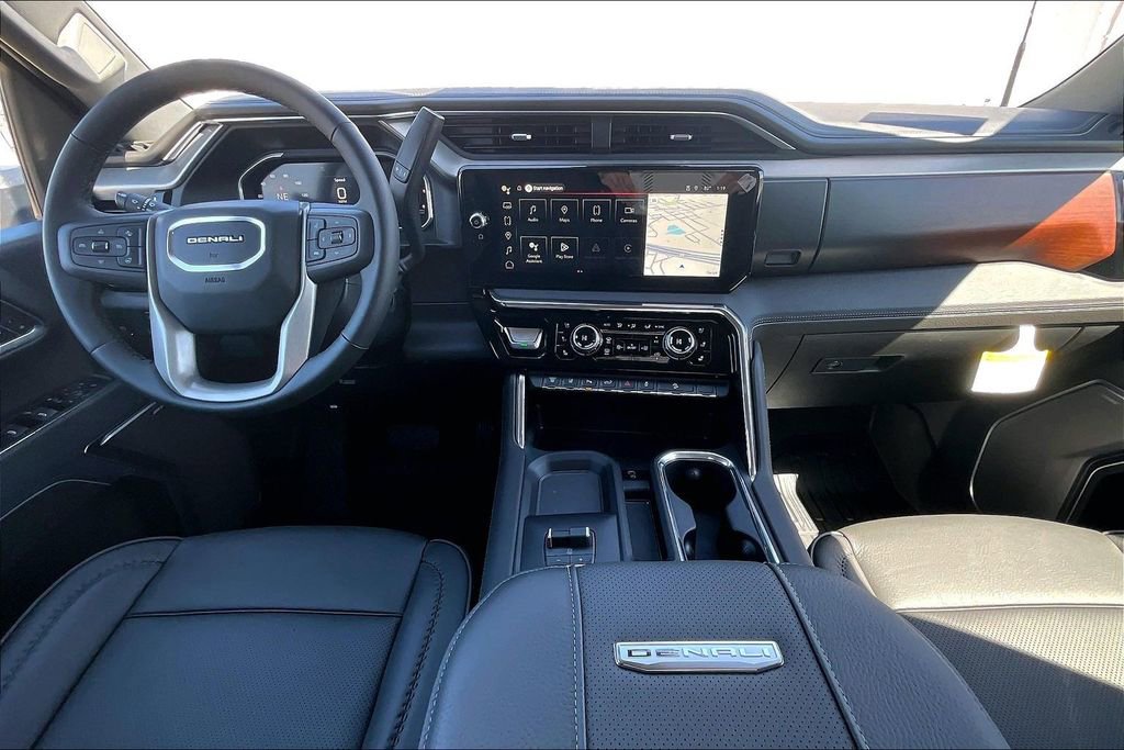 New 2026 GMC Sierra 2500 Denali w/ Denali Reserve Package image 6