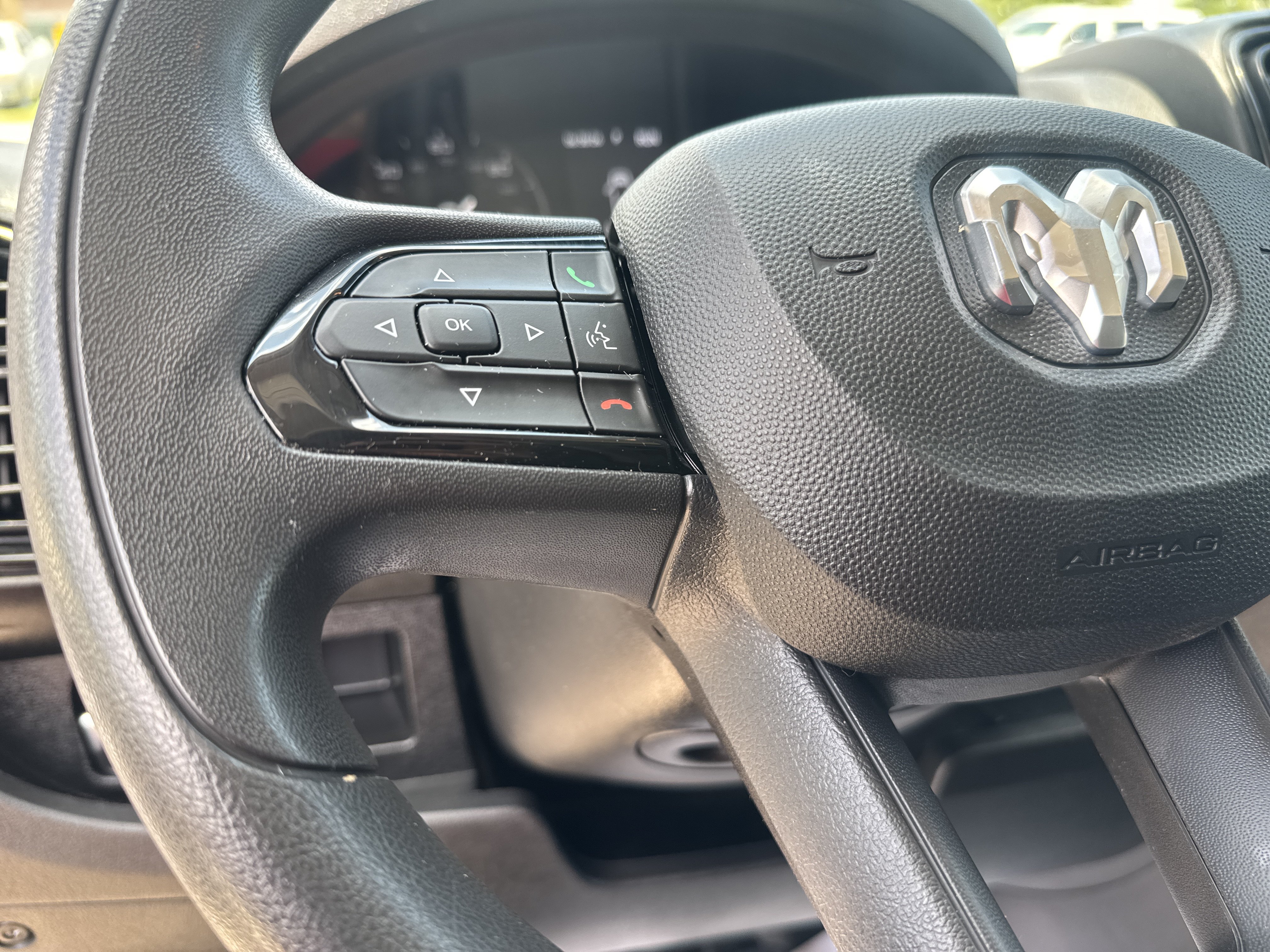 Used 2025 RAM ProMaster 2500 w/ Convenience Group FWD image 18