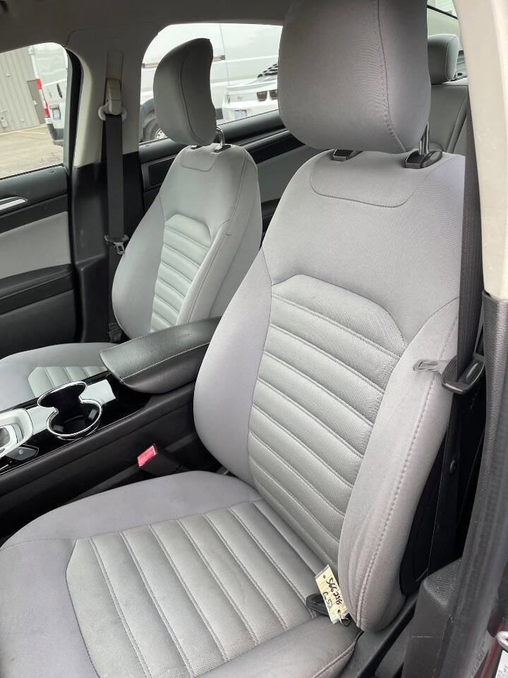 Used 2014 Ford Fusion S image 6