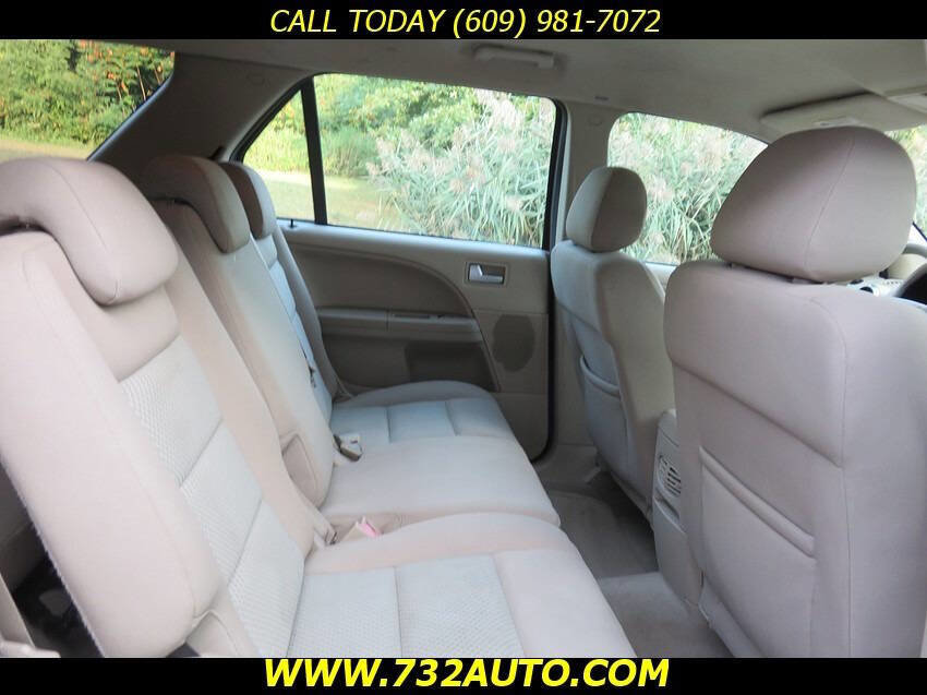 Used 2005 Ford Freestyle SE image 27