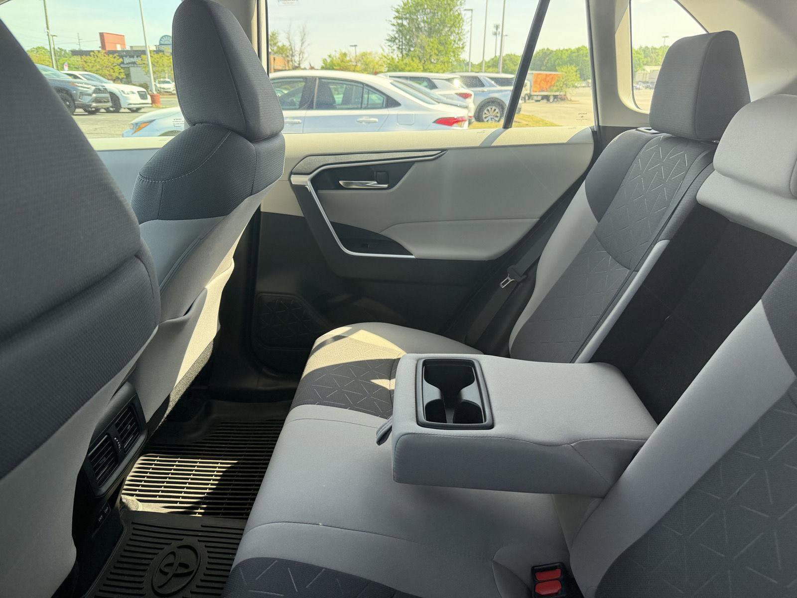 Used 2024 Toyota RAV4 XLE w/ Convenience Package image 11