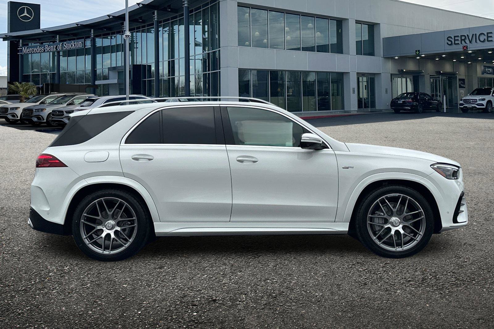 New 2026 Mercedes-Benz GLE 53 AMG 4MATIC image 3