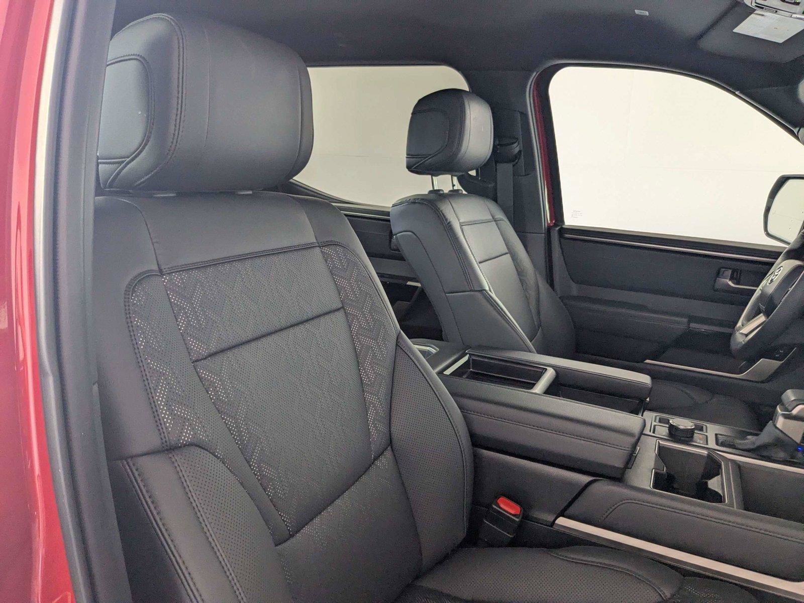 Certified 2025 Toyota Tundra Limited AWD/4WD image 30