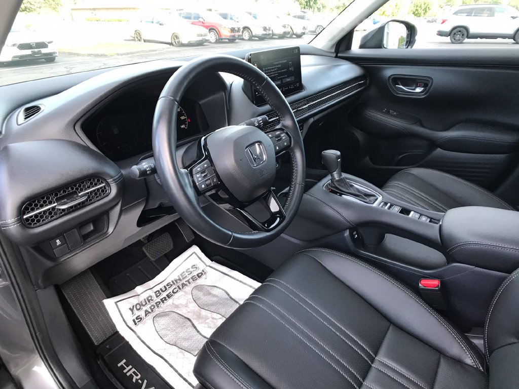 Certified 2025 Honda HR-V EX-L image 19