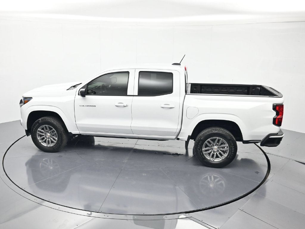 Used 2026 Chevrolet Colorado LT RWD image 35