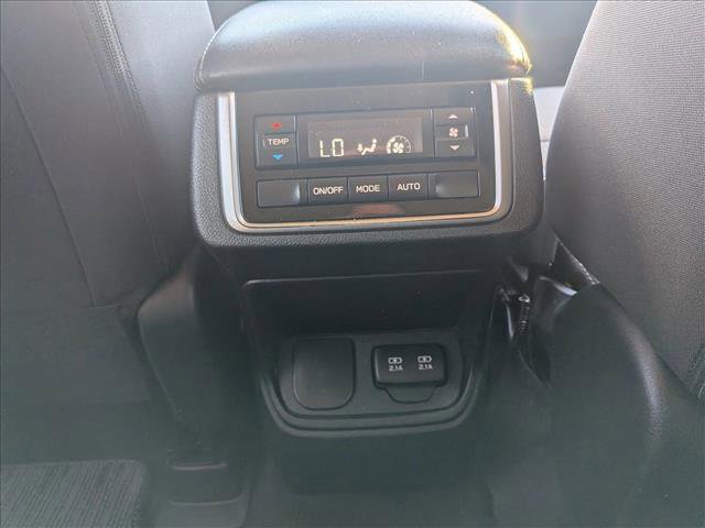 Used 2022 Subaru Ascent Premium image 18