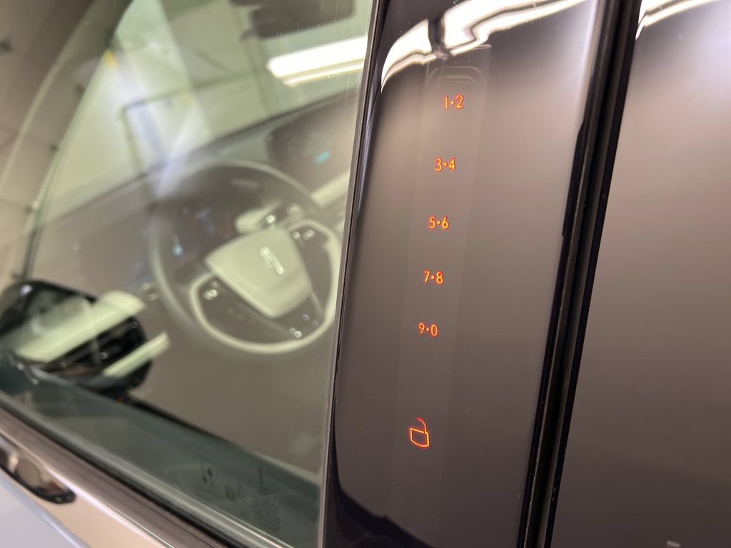 New 2026 Lincoln Aviator Reserve AWD/4WD image 30