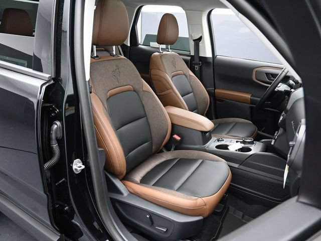 Certified 2025 Ford Bronco Sport Outer Banks w/ Outer Banks Tech Package+ AWD/4WD image 28