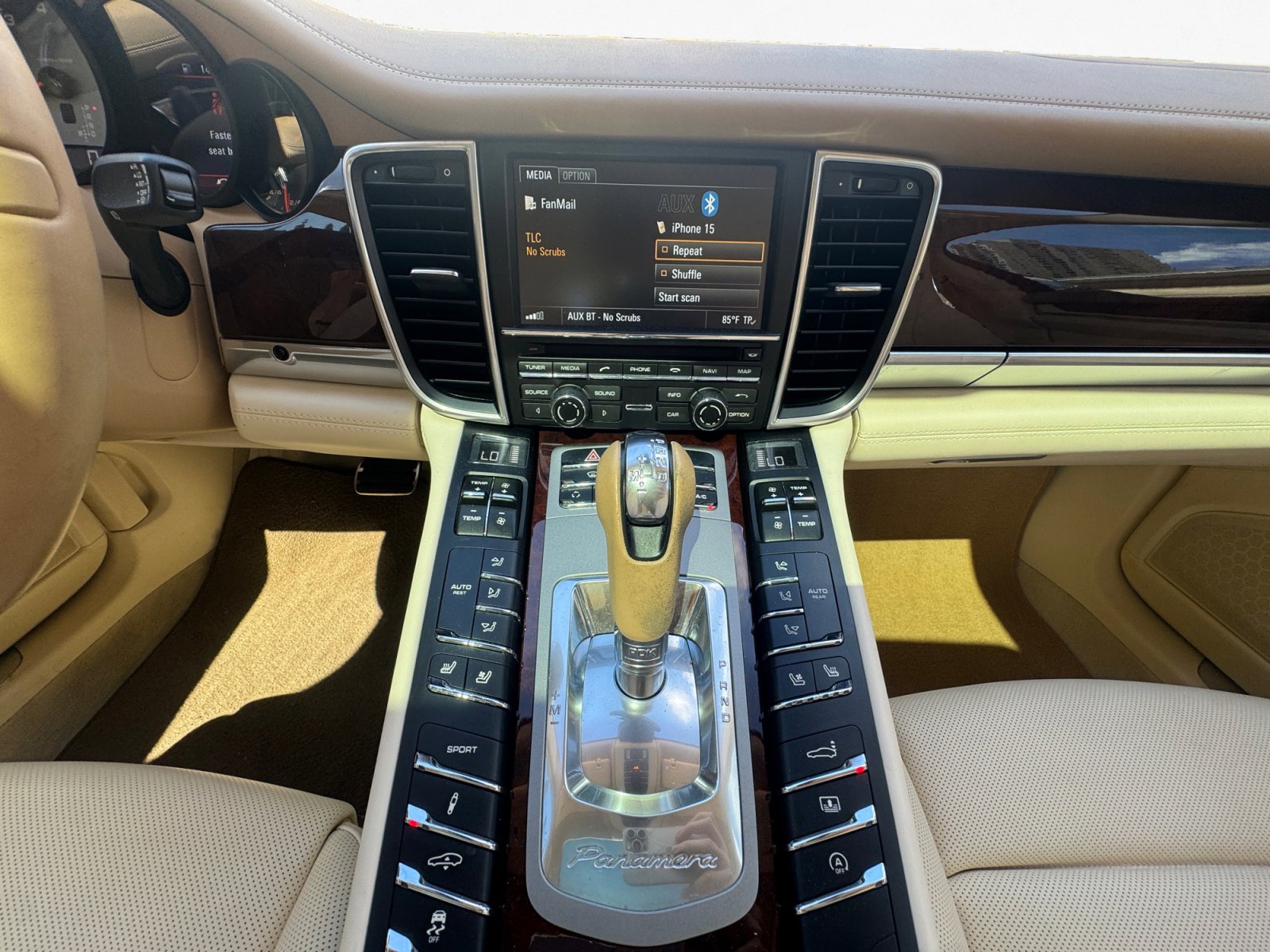 Used 2013 Porsche Panamera image 13