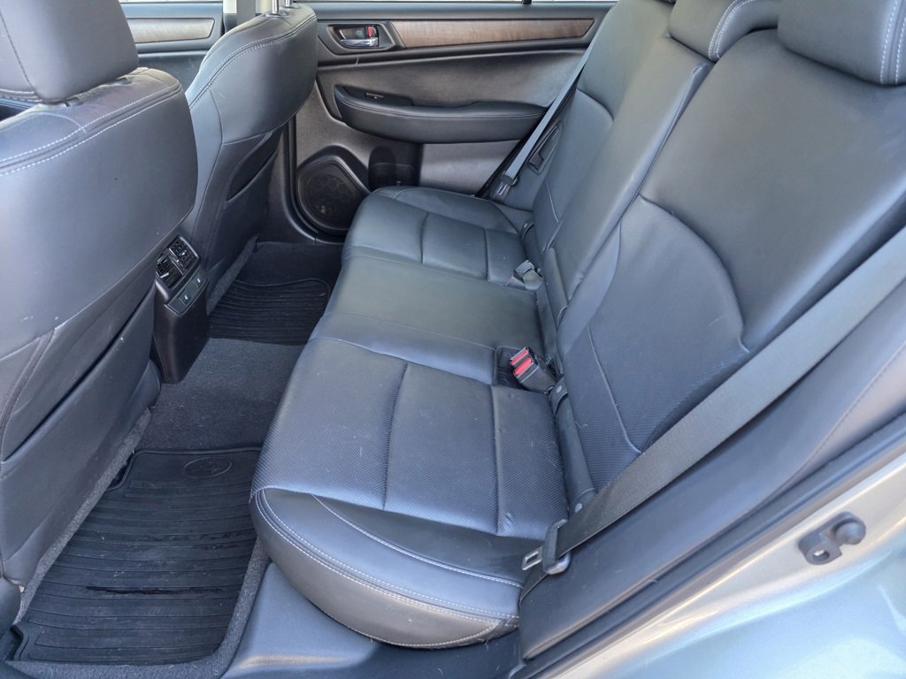 Used 2015 Subaru Outback 2.5i Limited image 16