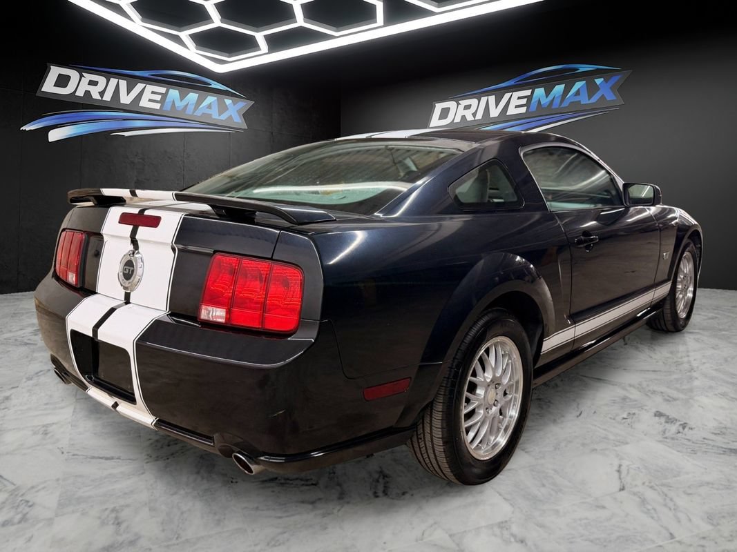 Used 2007 Ford Mustang GT RWD image 5